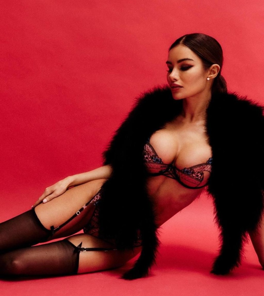 Индивидуалка Ксюша фото № 2 в городе Тихвин