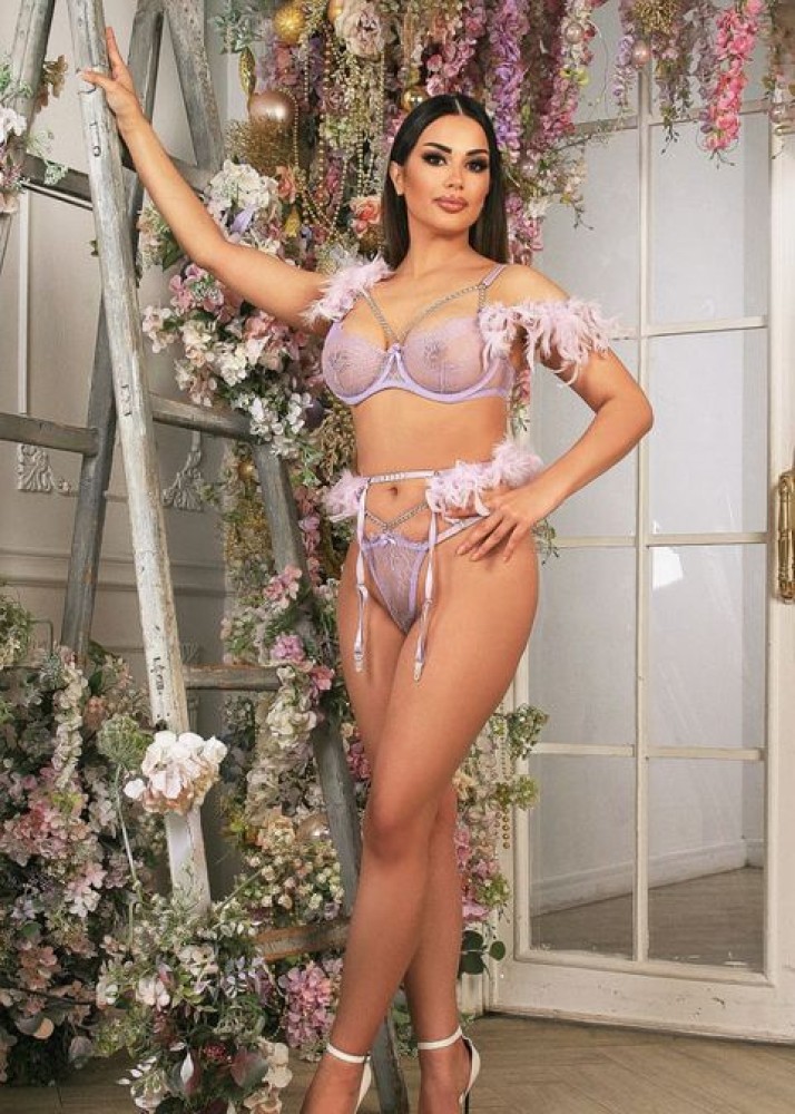 Индивидуалка Адель фото № 2 в городе Тихвин