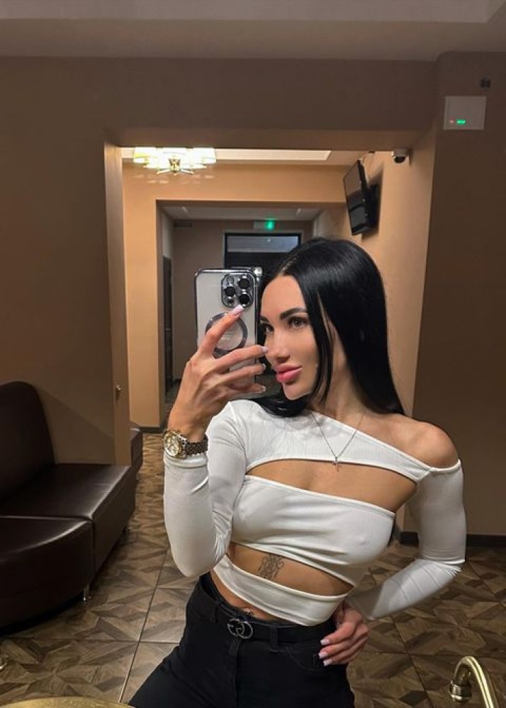 Индивидуалка Аделина фото № 2 в городе Тихвин