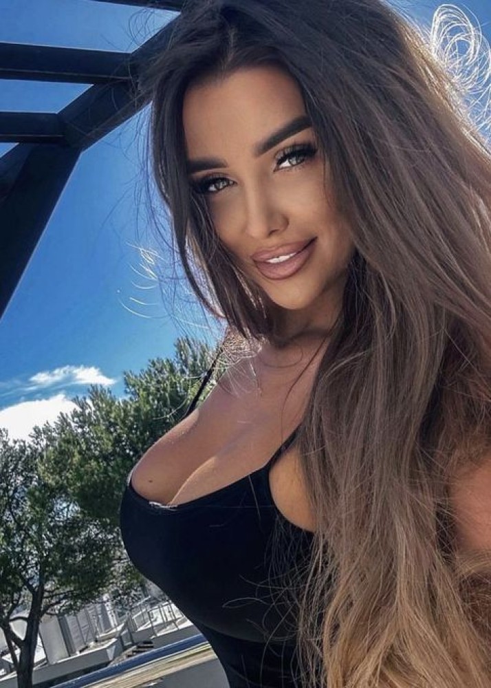 Индивидуалка Алина фото № 2 в городе Тихвин