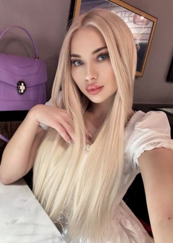 Индивидуалка Вика фото № 2 в городе Тихвин