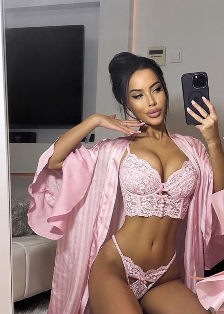 Индивидуалка Кристина фото № 2 в городе Тихвин