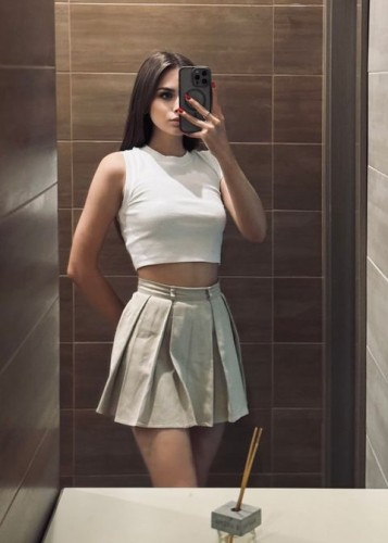 Эля, Г. Тихвин