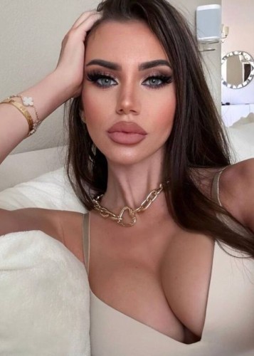 Мира, Г. Тихвин